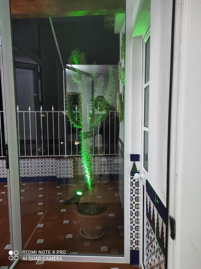 Casa De Las Lanzas Setenil De Las Bodegas Bagian luar foto