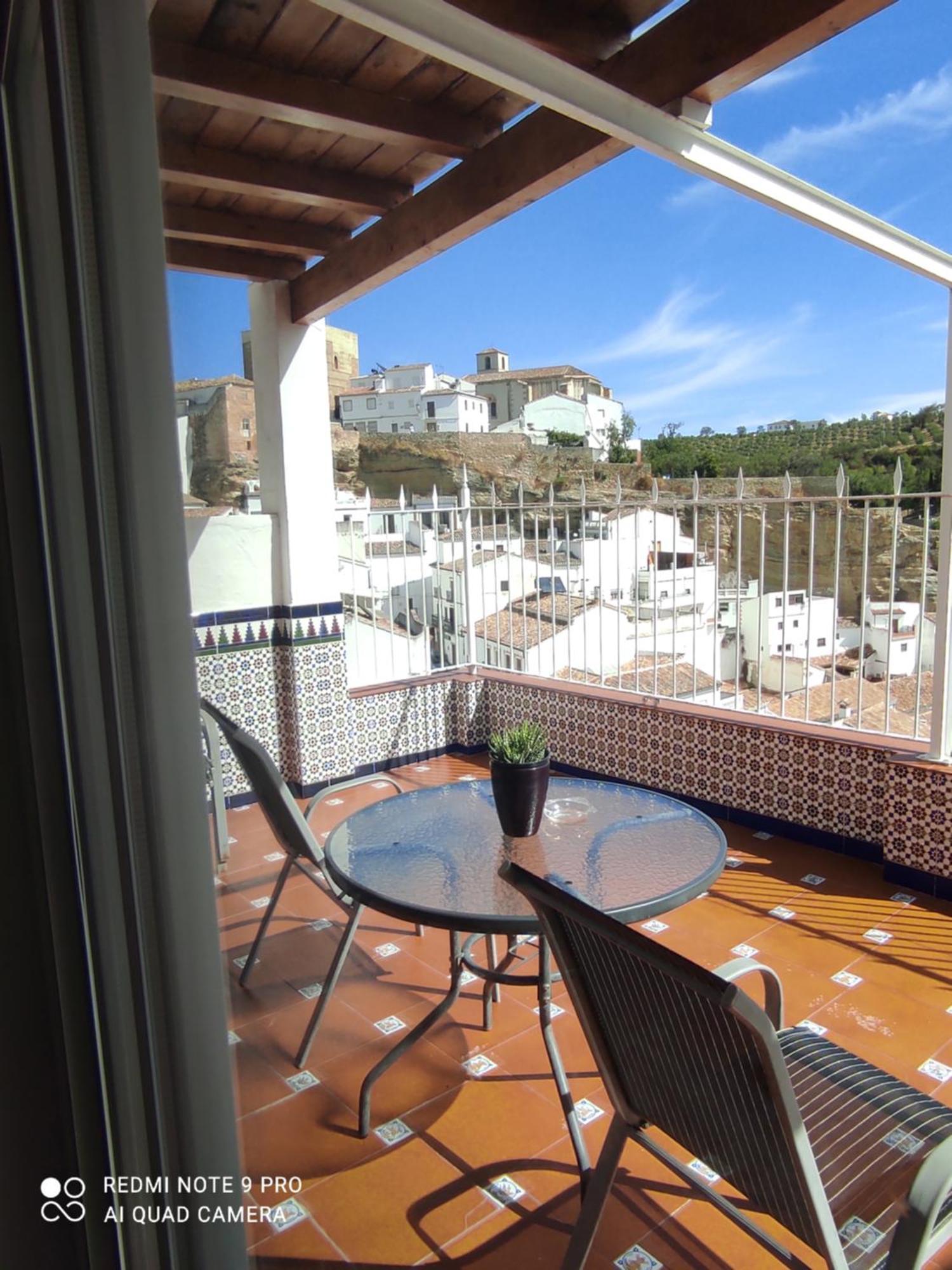 Casa De Las Lanzas Setenil De Las Bodegas Ruang foto