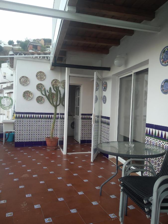 Casa De Las Lanzas Setenil De Las Bodegas Bagian luar foto